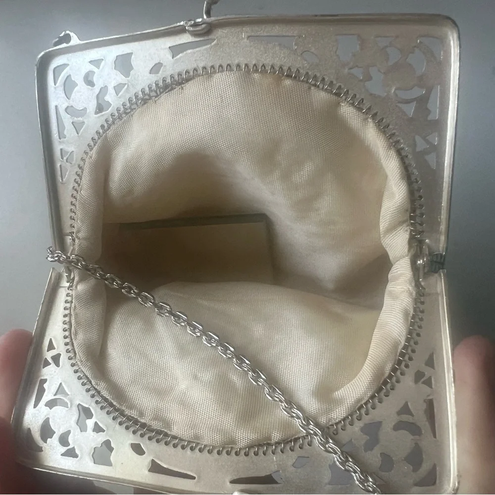 Antique / Vintage mesh purse w/mirror - Picture 3 of 5